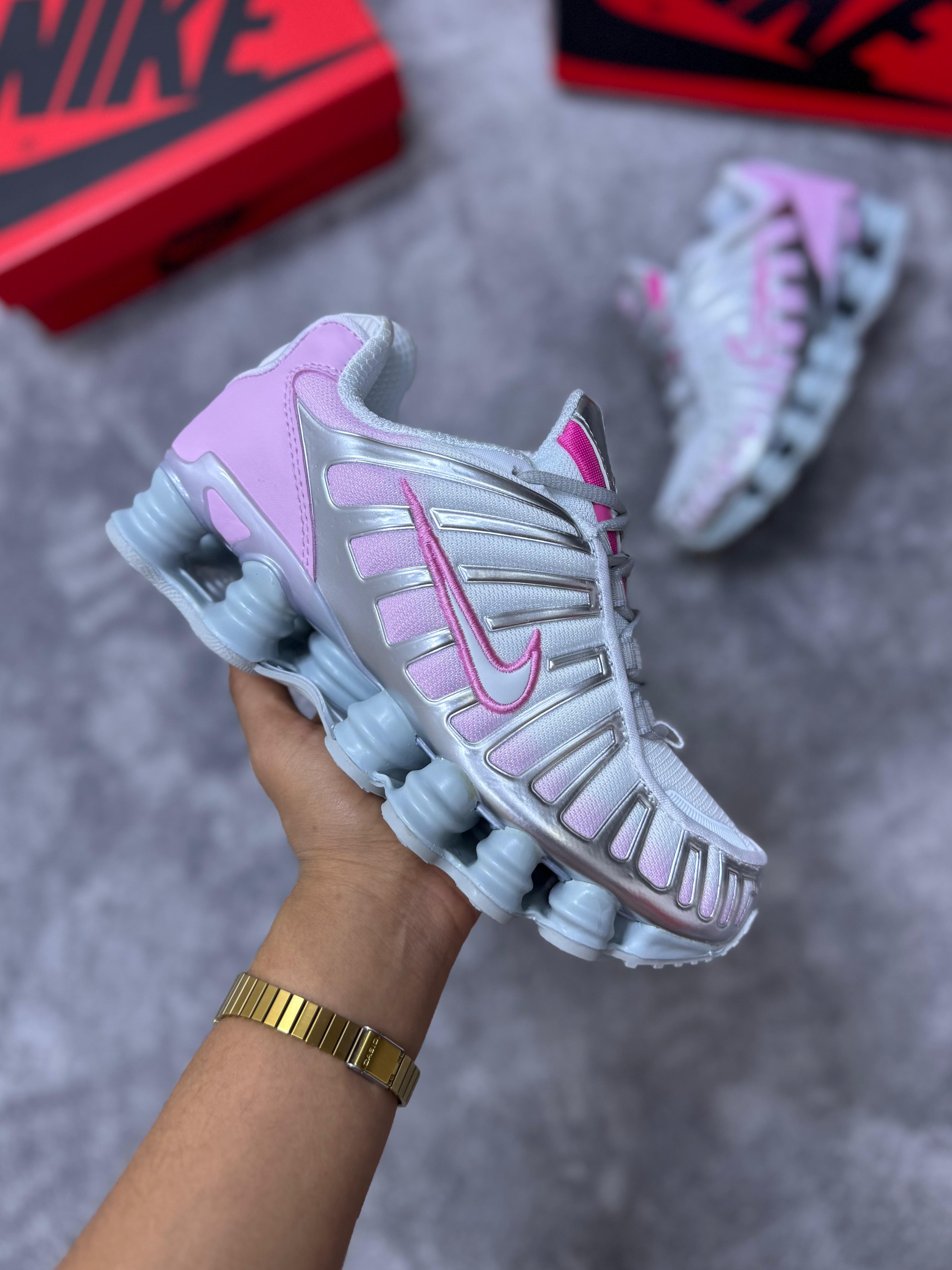 NIKE SHOX (Blanco & Rosa)