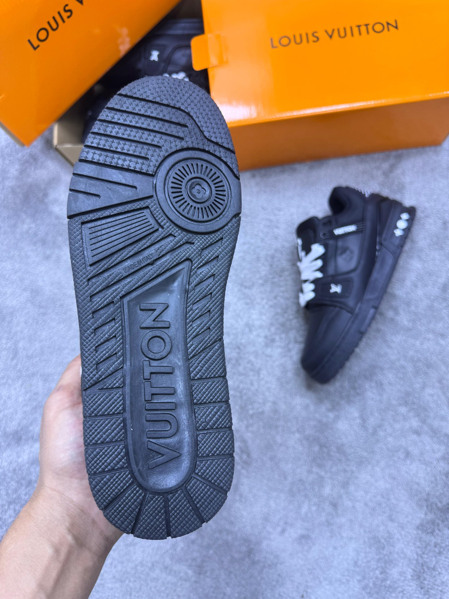 LOUIS VUITTON TRAINER