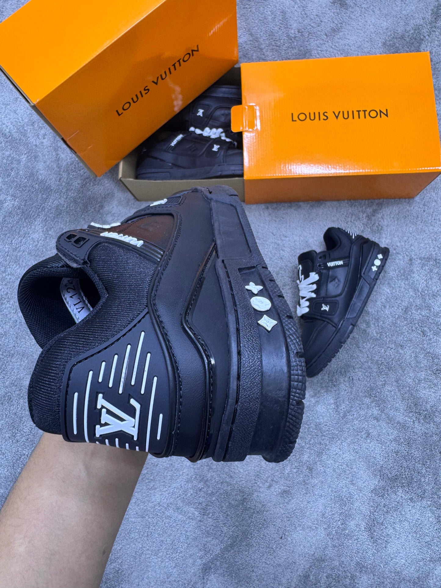LOUIS VUITTON TRAINER
