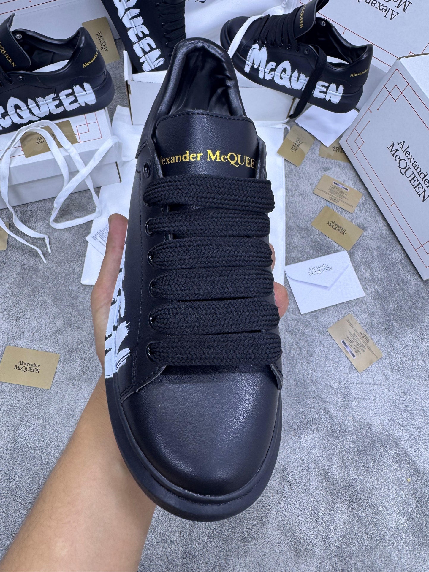 ALEXANDER MCQUEEN ( Negras Con Letras )