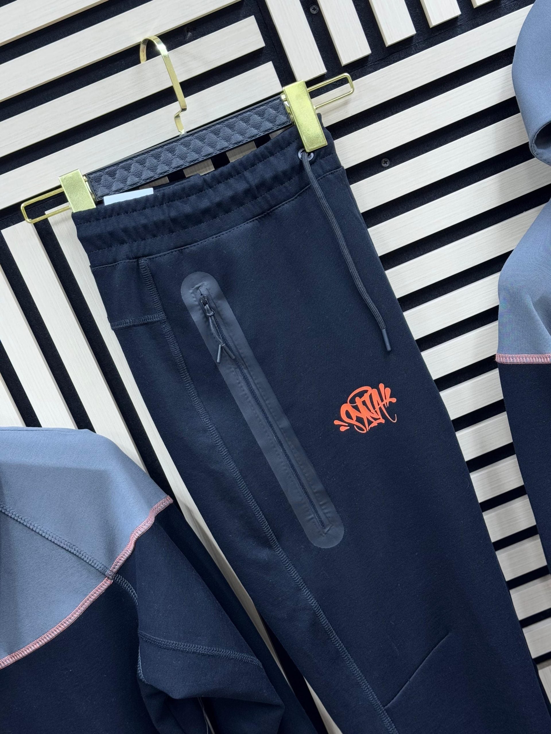 Chandal NIKE TECH X SYNA WORLD