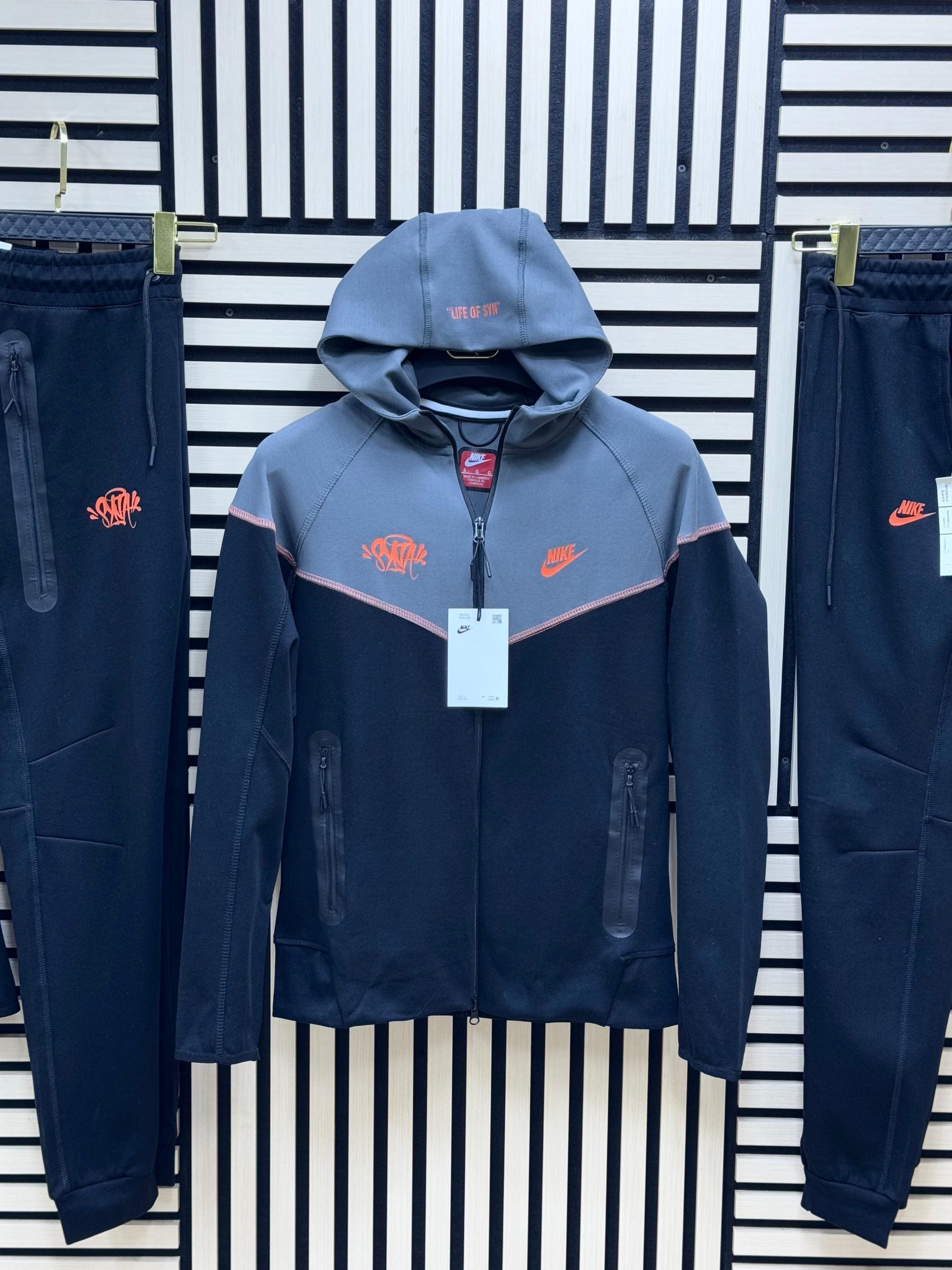 Chandal NIKE TECH X SYNA WORLD