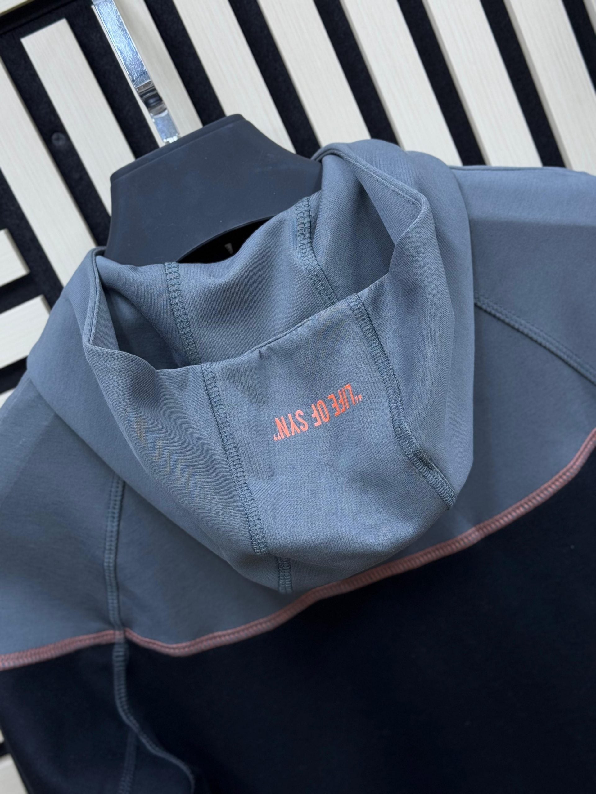 Chandal NIKE TECH X SYNA WORLD