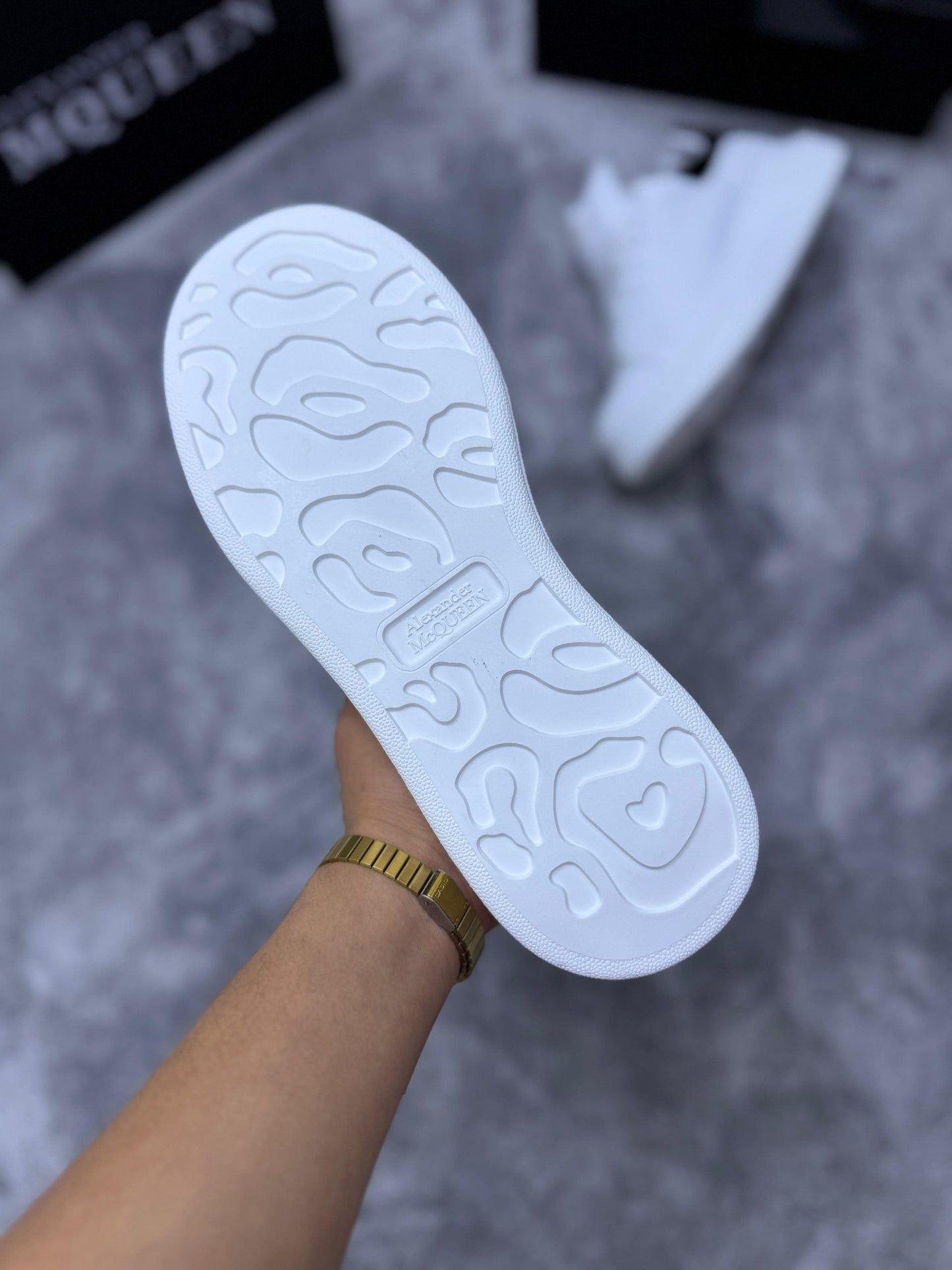 ALEXANDER MCQUEEN ( OFERTA )