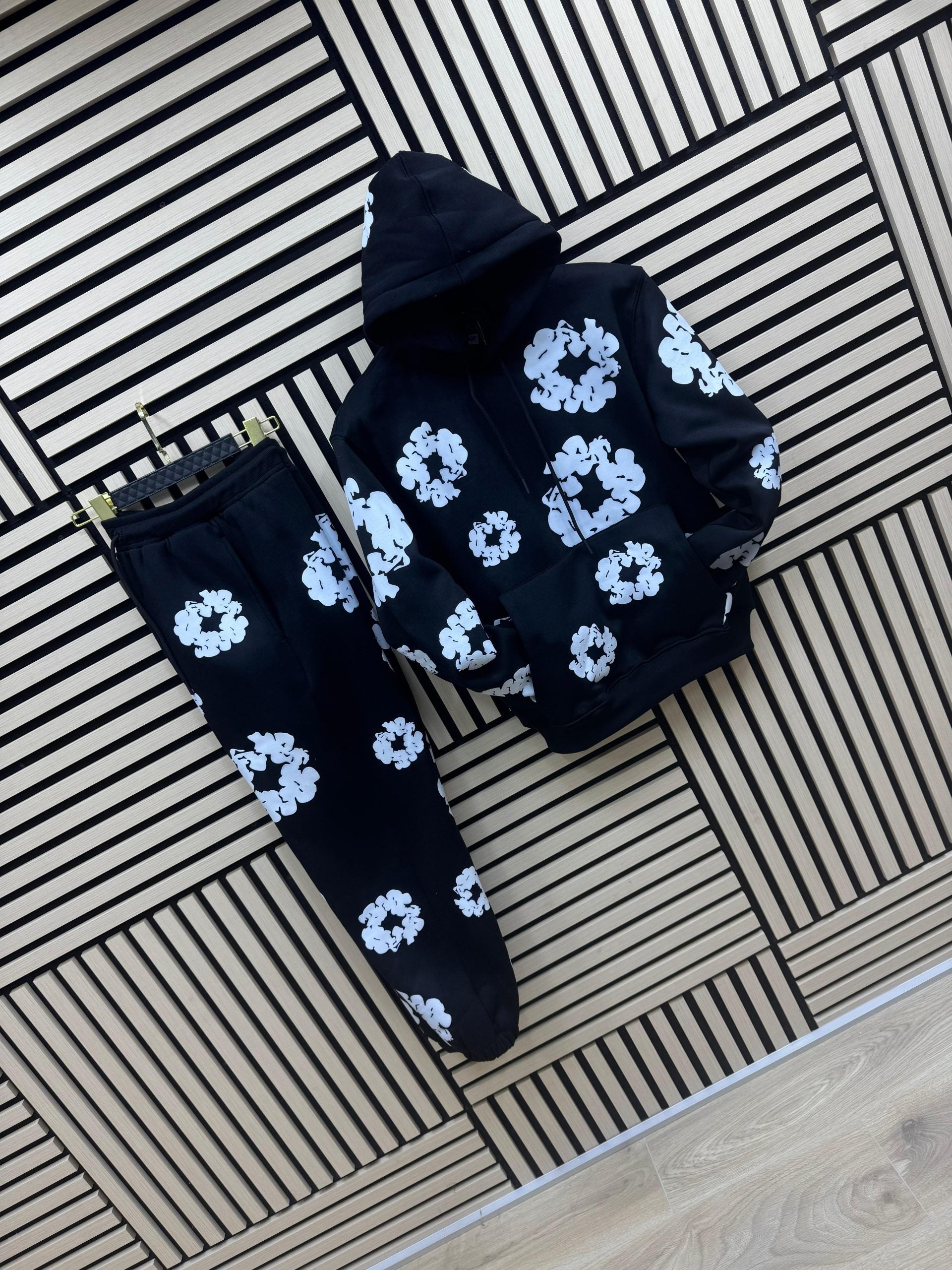 Chándal DENIM TEARS Máxima calidad “negro”