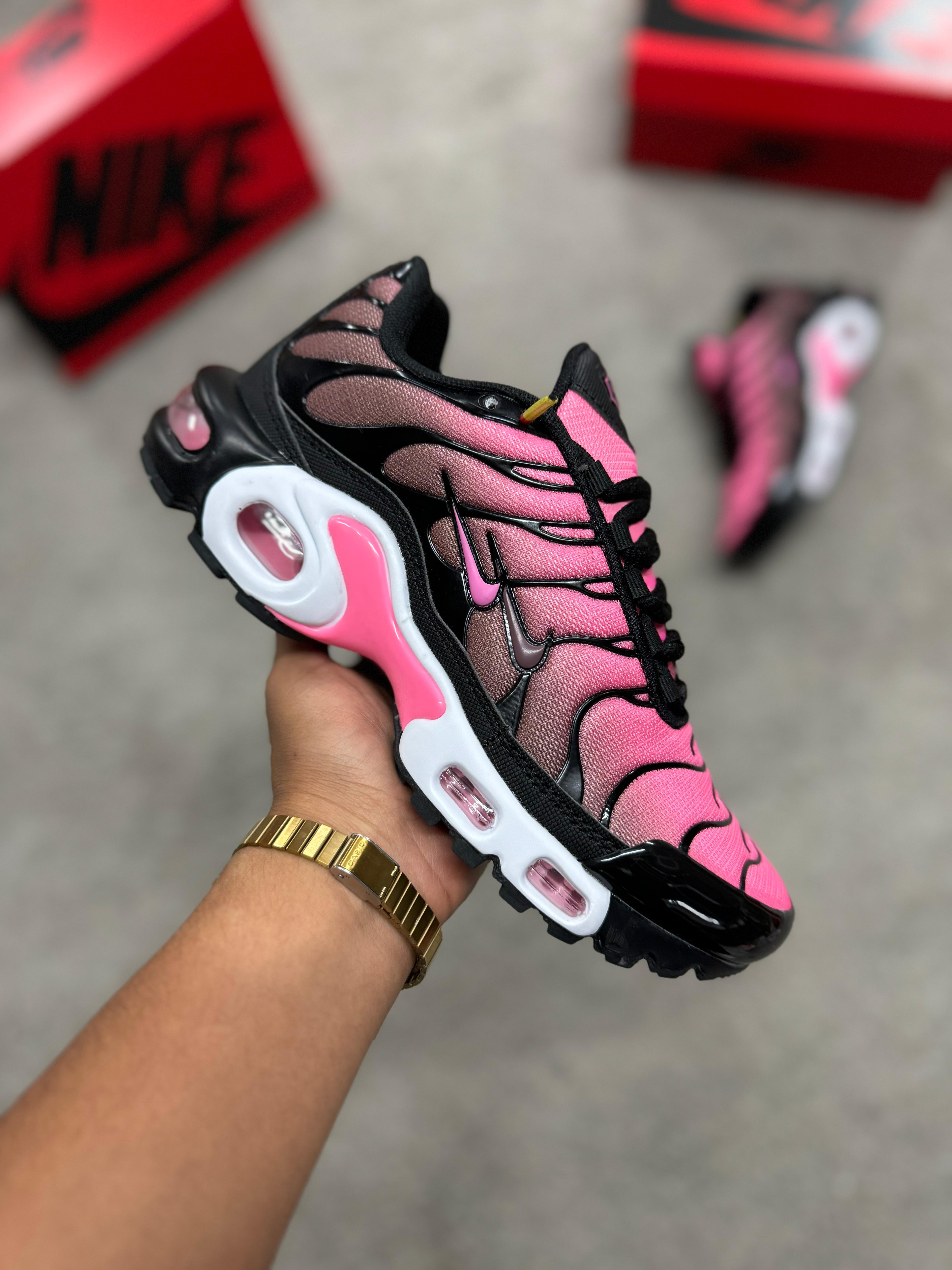 NIKE TN