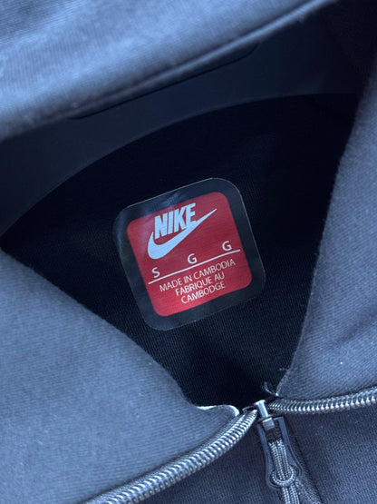 CHANDAL NIKE TECH