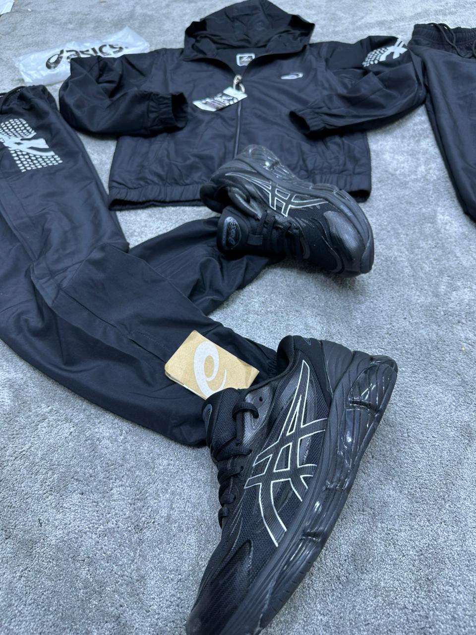 Chandal Asics (oferta)