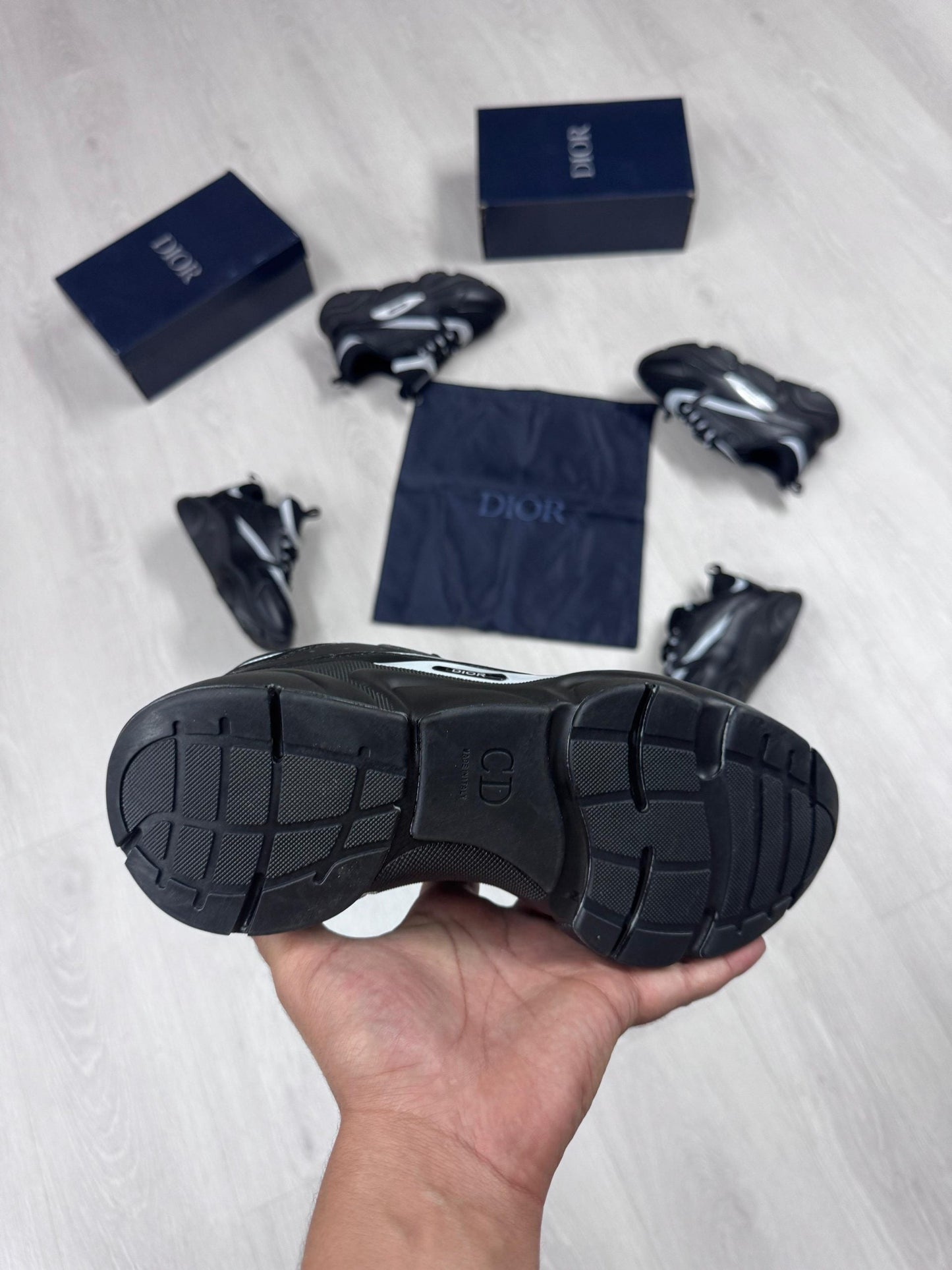 Dior B22 Full Black